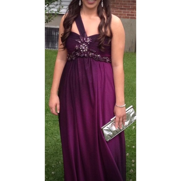 Prom dress! - Picture 1 of 4
